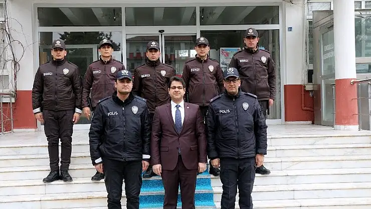 'Hekimhan´da 5 bekçi göreve başladı'