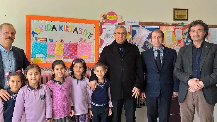 'Darende´de askıda kırtasiye projesi'