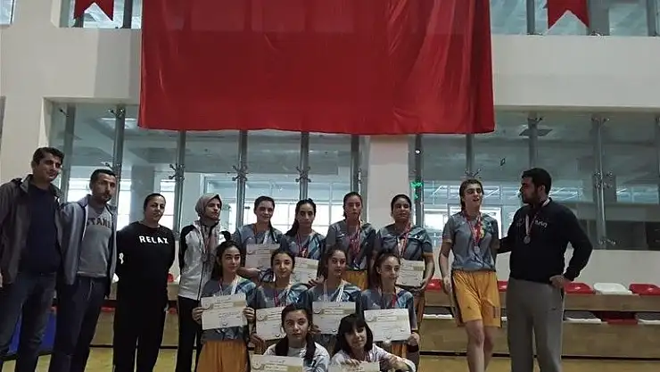 'Hentbolda Malatya takımı 1. oldu'