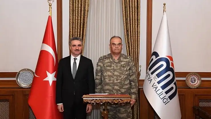 'Korgeneral Yayla´dan Vali Baruş´a ziyaret'