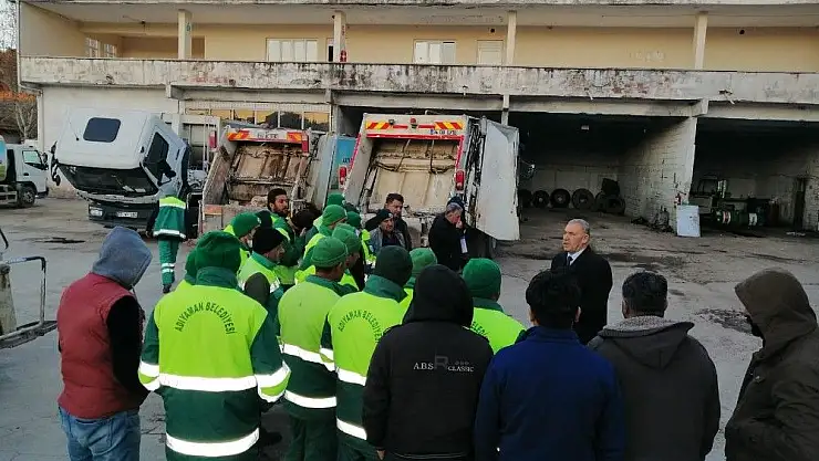 'Kırmızı temizlik işçileriyle görüştü'