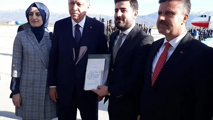 'Cumhurbaşkanı Erdoğan,20 yıl önceki mektup arkadaşıyla görüştü'