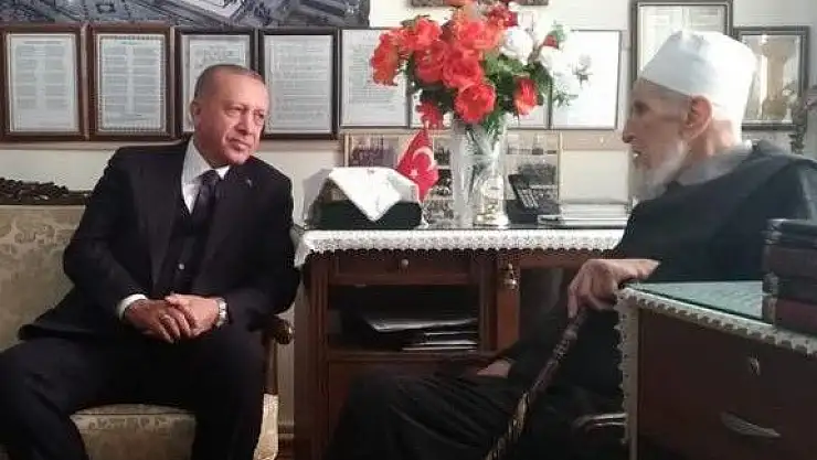 'Erdoğan´dan, 105 yaşındaki hafız Nazırlı´ya özel hediye'