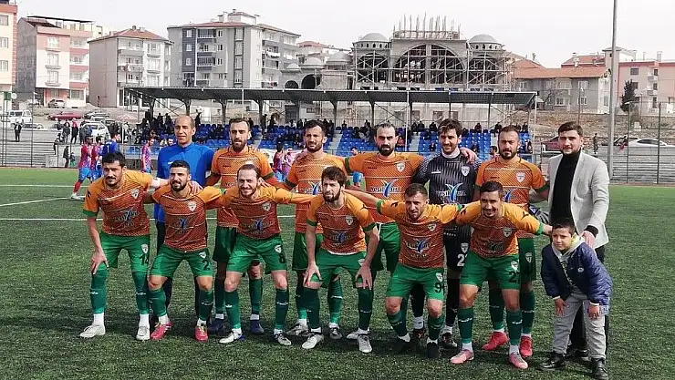'Yeşilyurt Belediyespor şampiyonluk yarışını sürdürüyor'