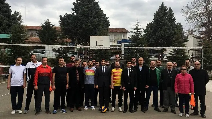 'Hekimhan´da Kurumlararası Voleybol Turnuvası başladı'