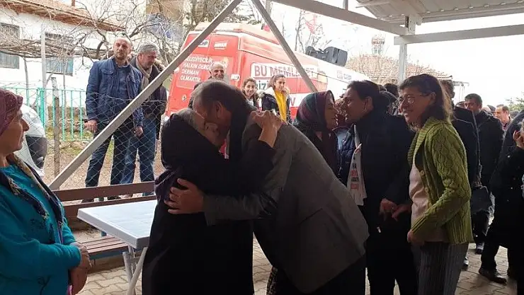 'Başkan Kızıldaş, doğup büyüdüğü mahallesinde coşkuyla karşılandı'