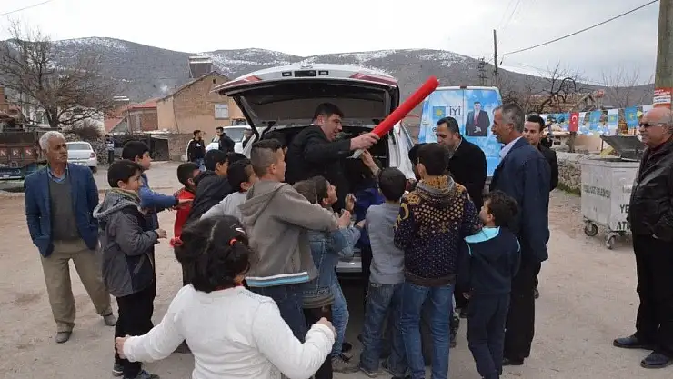 'Parlak´tan proje çağrısı'