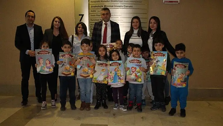 'Anaokulu öğrencileri, doktorların Tıp Bayramı´nı Kutladı'