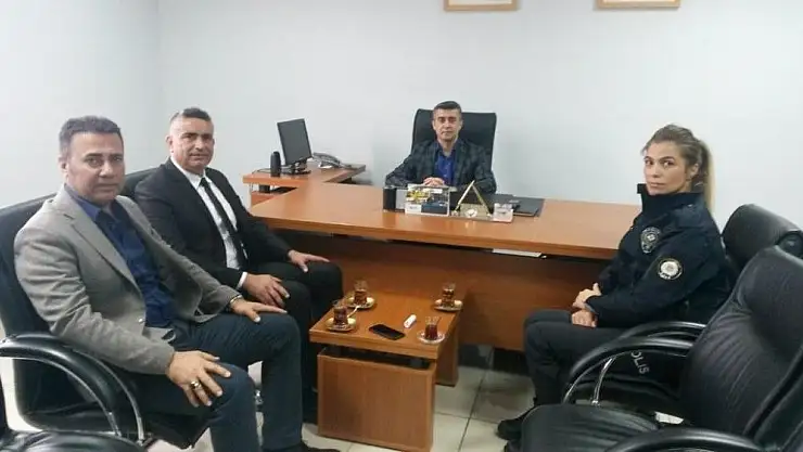 'Polisler 14 Mart Tıp Bayramını kutladı'