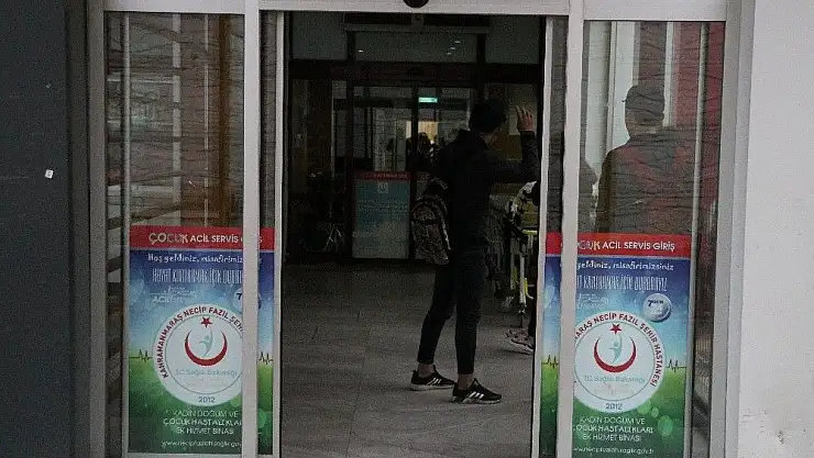 'Kahramanmaraş´ta 22 öğrenci dönerden zehirlendi'
