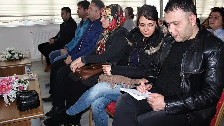 'Elazığ´da Eğitim Bir-Sen´den yönetici eğitimi  kursu'