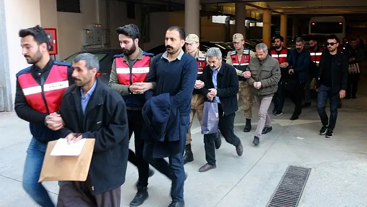 'Gözaltına alınan HDP´li belediye başkan adayı adliyeye sevk edildi'