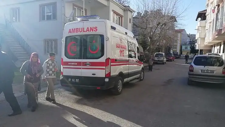 'Yüksekten düşen adam yaralandı'