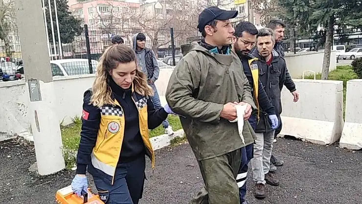 'Kayganlaşan yolda motosiklet devrildi: 1 yaralı'