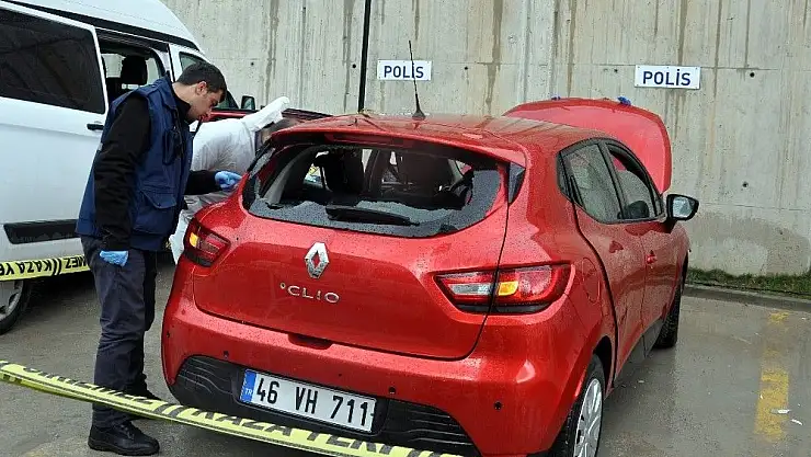 'Eski eşi ile kocasına kurşun yağdırdı'