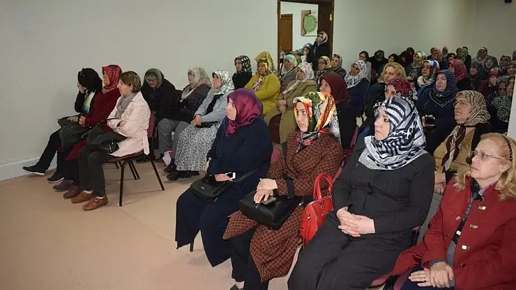 'Bağımlılıktan kurtulmanın yolları anlatıldı'