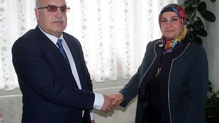 'Bir evde 2 muhtar'