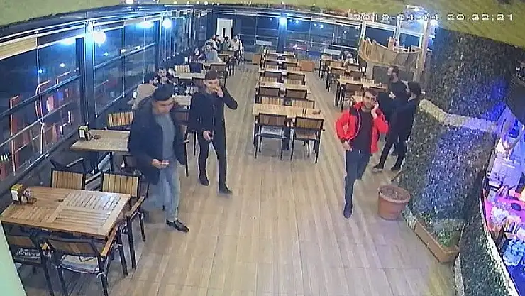 'Deprem anı kameraya yansıdı'