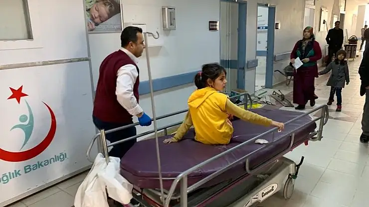 'Otomobil çocuğa çarpıp kaçtı'