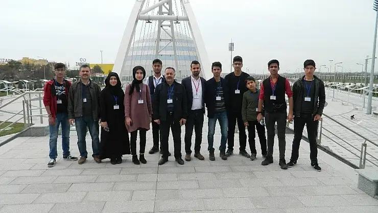 'Öğrenciler, Bilim Merkezi Fuarını gezdi'