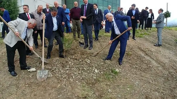 'Turizm Haftasında binlerce fidan toprakla buluştu'