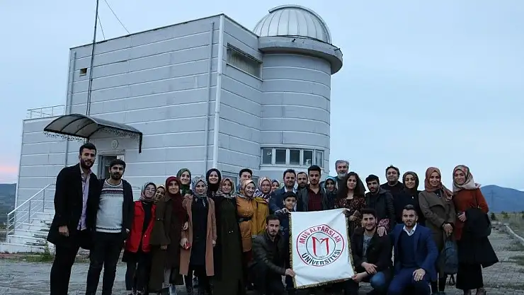 'Muş Alparslan Üniversitesi öğrencileri Gözlemevi´ni ziyaret etti'