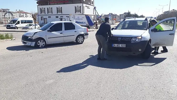 'Elazığ´da trafik kazası: 3 yaralı'