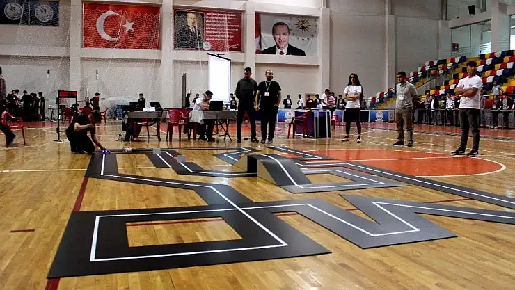 'Adıyaman´da robotlar yarıştı'