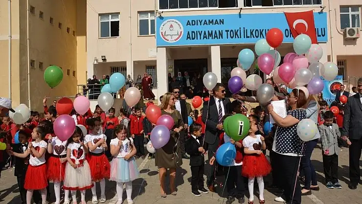 'İlkokulda okuma bayramı sevinci'