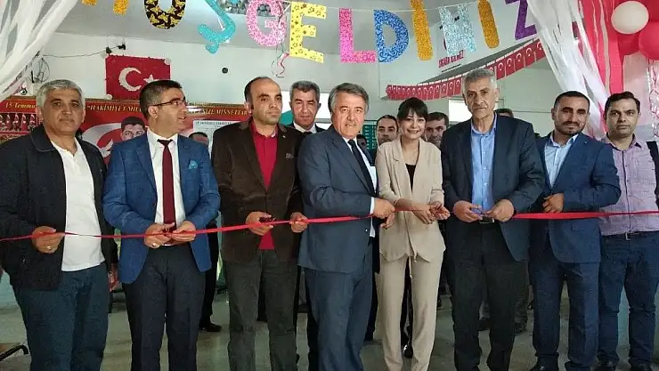'Süleyman Şah Ortaokulu´nda bilim fuarı açıldı'
