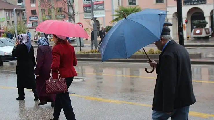 'Elazığ´da kuvvetli sağanak etkili oluyor'