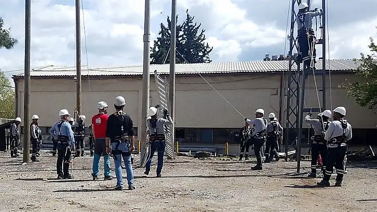 'Yüksekte güvenli çalışma eğitimi'