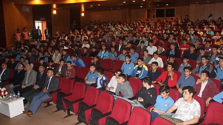 'TEMA öğrencileri bilgilendirdi'