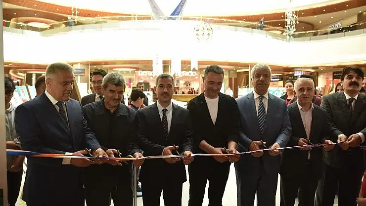 'Yeni Hamle´den resim sergisi'