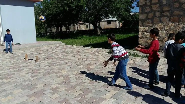 'Köy okulu öğrencilerinin yeni spor dalı birincilik getirdi'