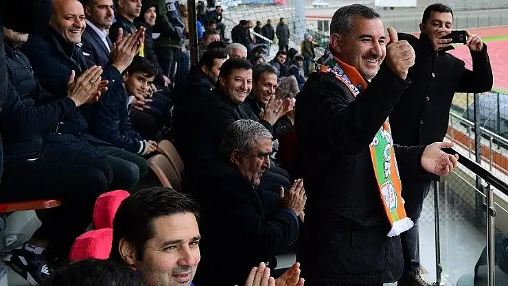 'Yeşilyurt Belediyesi tarihi maça otobüs kaldıracak'
