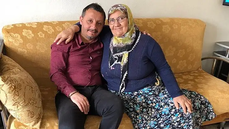 'İşadamı Akcan´dan Anneler Günü mesajı'