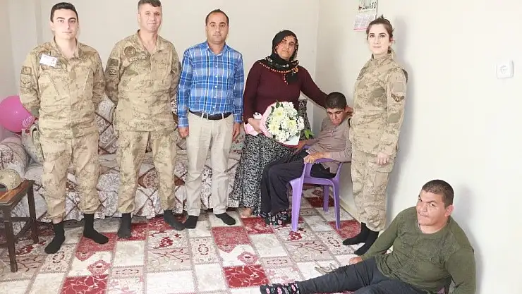 'Engelli çocuklarına hayatını adayan anne unutulmadı'