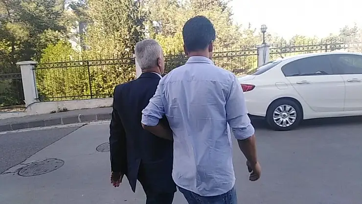 'FETÖ´nun küçük bölge sorumlusu tutuklandı'