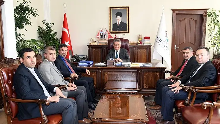 'Müdür Tekin Vali Pekmez ile bir araya geldi'
