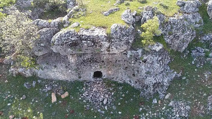 'Sakin şehir Ağın´da, kaya mezarlar turizme kazandırılmayı bekliyor'