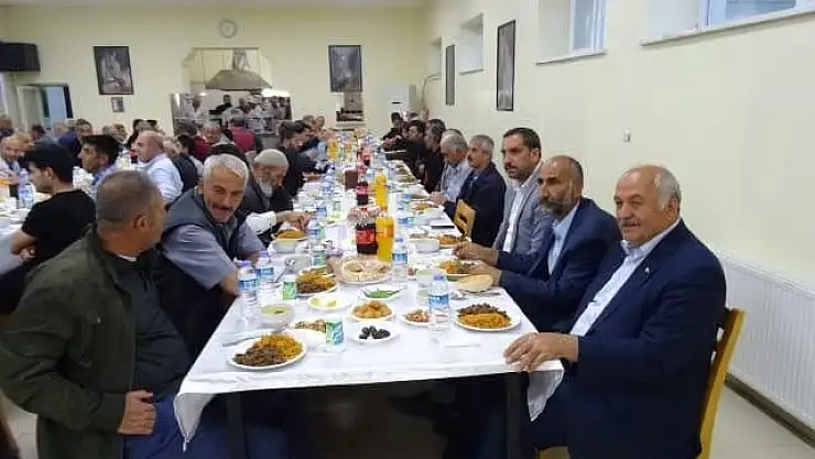 'Sultansuyu Tarım İşletmesinde emekliler iftarda buluştu'