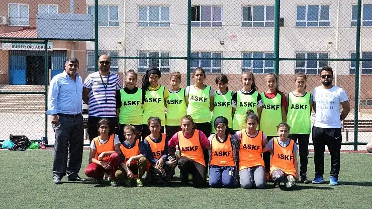 'Kahramanmaraşlı kızların hedefi şampiyonluk'