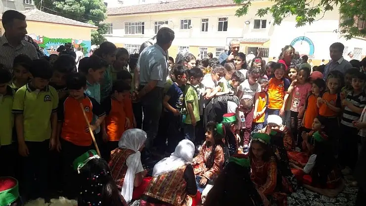 'Öğrenciler 81 ili tanıttı'