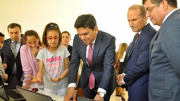 'Arguvan´da ilk kez Robotik Kodlama şenliği yapıldı'