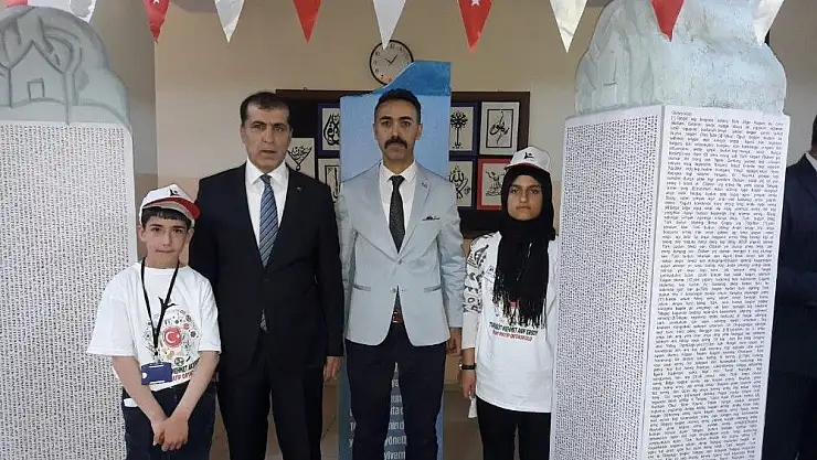 'Öğrencilerden Türkçe farkındalık projesi'