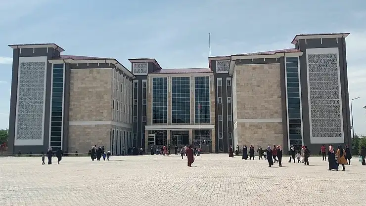 'Zara modern ilkokuluna kavuştu'