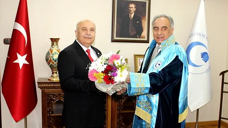 'Adıyaman Üniversitesi´nde devir teslim gerçekleşti'