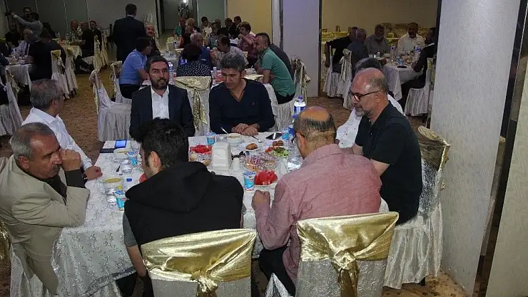 'CHP İl Başkanı Kiraz basın mensuplarıyla iftarda bir araya geldi'