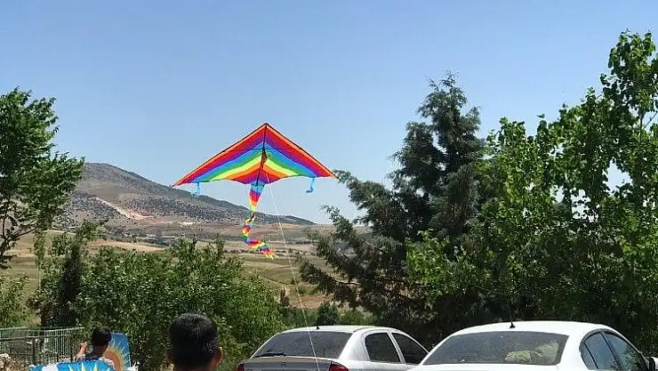 'Köy okulunda uçurma şenliği yapıldı'
